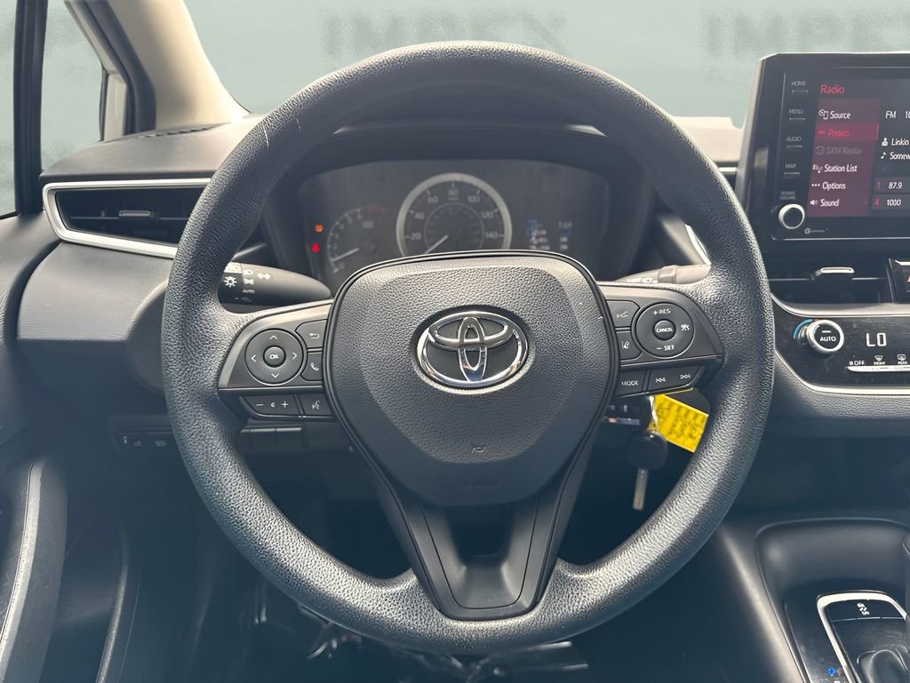 Used 2022 Toyota Corolla LE FWD image 12