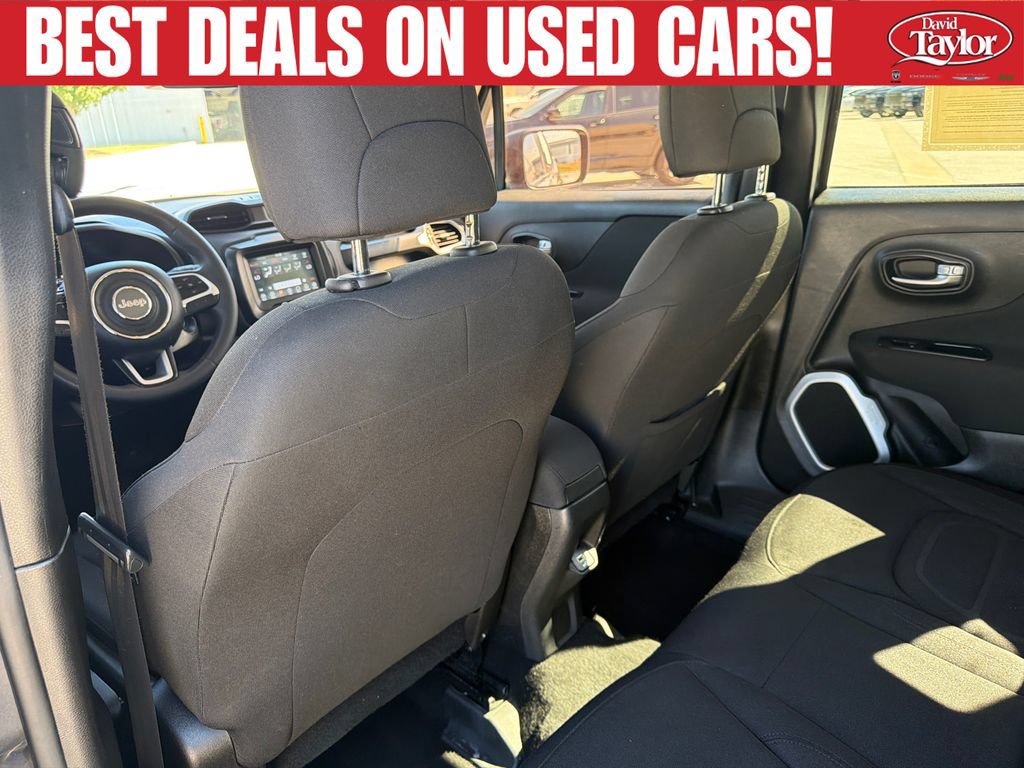 Used 2018 Jeep Renegade Latitude FWD image 21