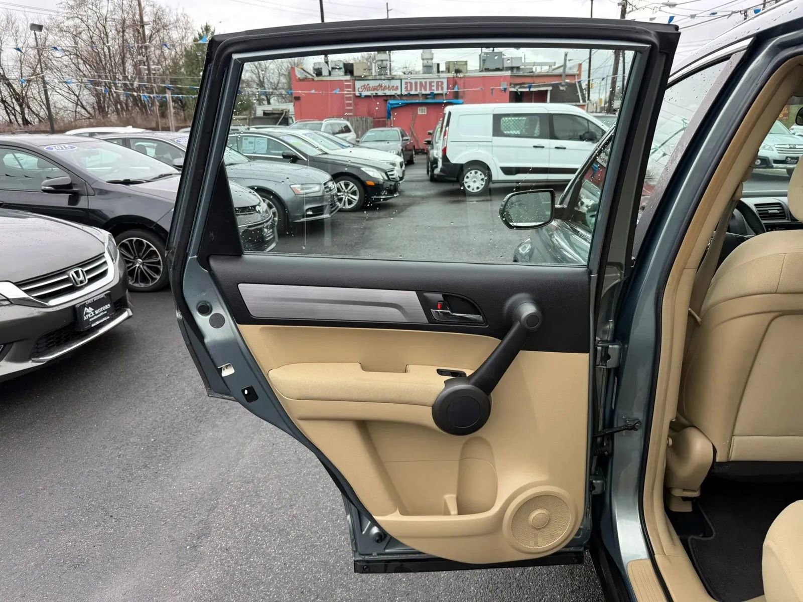 Used 2011 Honda CR-V LX image 34