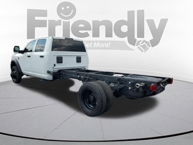 Used 2025 RAM 5500 Tradesman AWD/4WD image 3