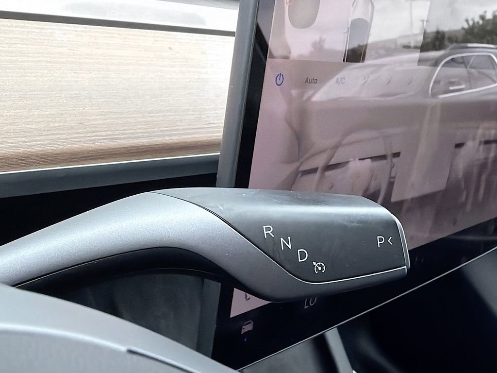 Used 2023 Tesla Model Y Long Range image 16