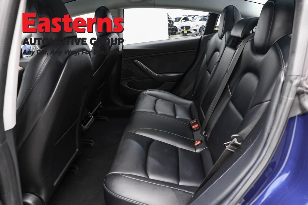Used 2018 Tesla Model 3 Long Range RWD image 16