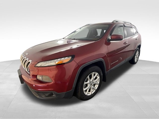 Used 2015 Jeep Cherokee Latitude w/ Cold Weather Group AWD/4WD image 3