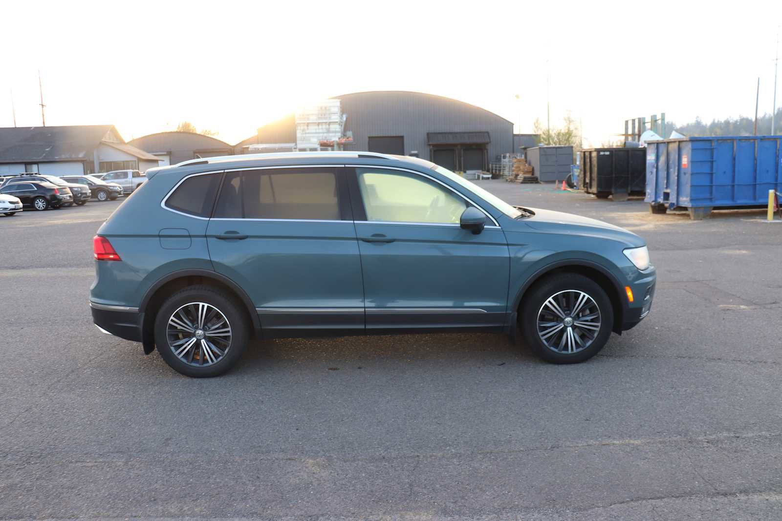 Used 2019 Volkswagen Tiguan SEL image 4