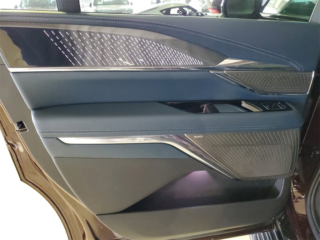 New 2026 Cadillac Escalade IQL Luxury image 9