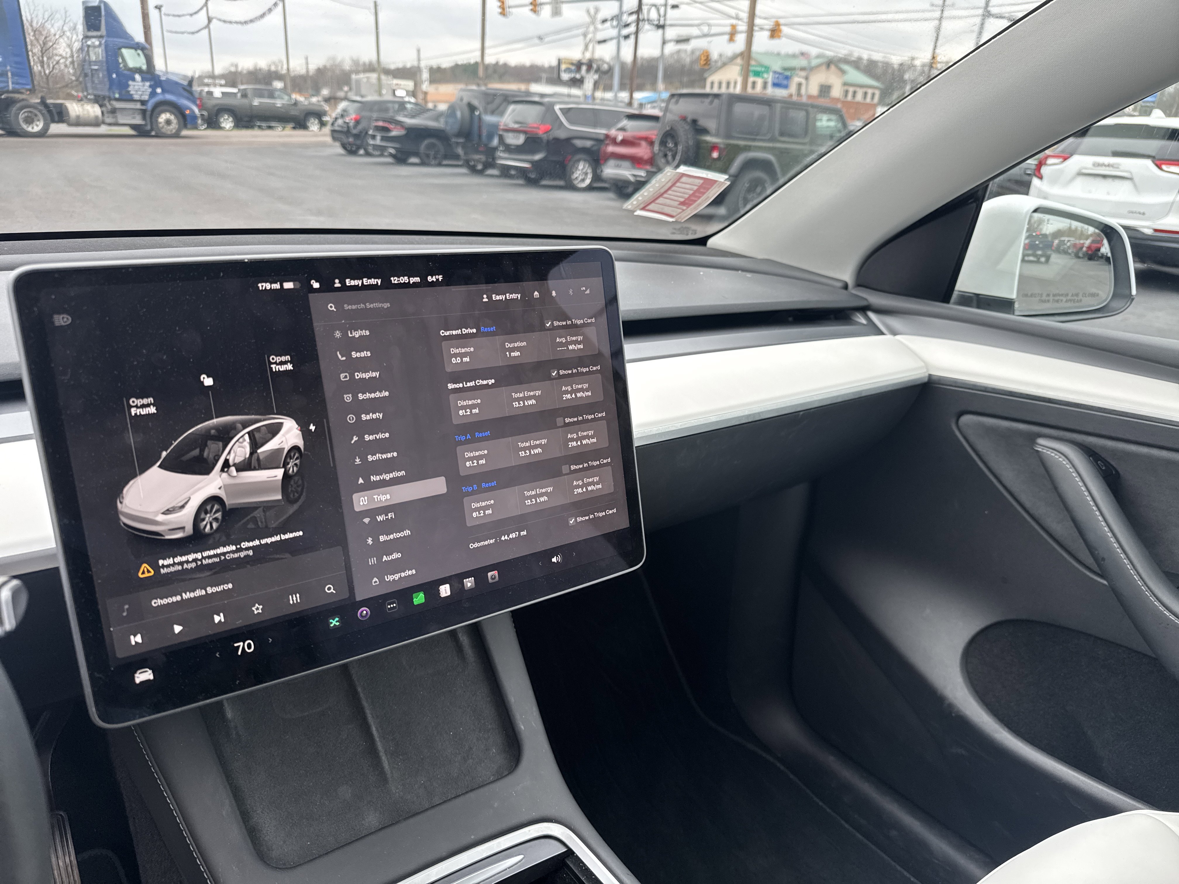 Used 2023 Tesla Model Y Long Range image 22