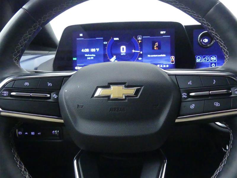 Used 2024 Chevrolet Equinox EV LT AWD/4WD image 16