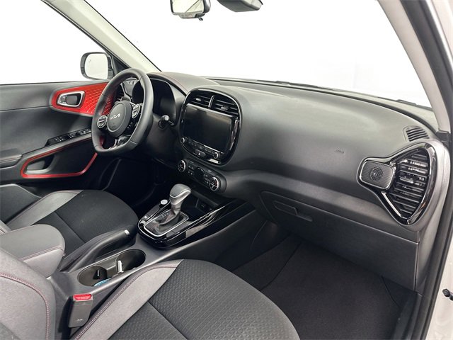 Used 2025 Kia Soul GT-Line image 30