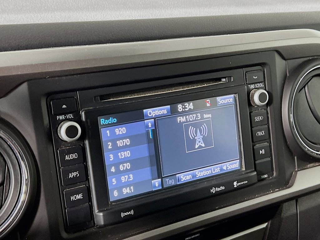 Used 2019 Toyota Tacoma SR5 AWD/4WD image 14