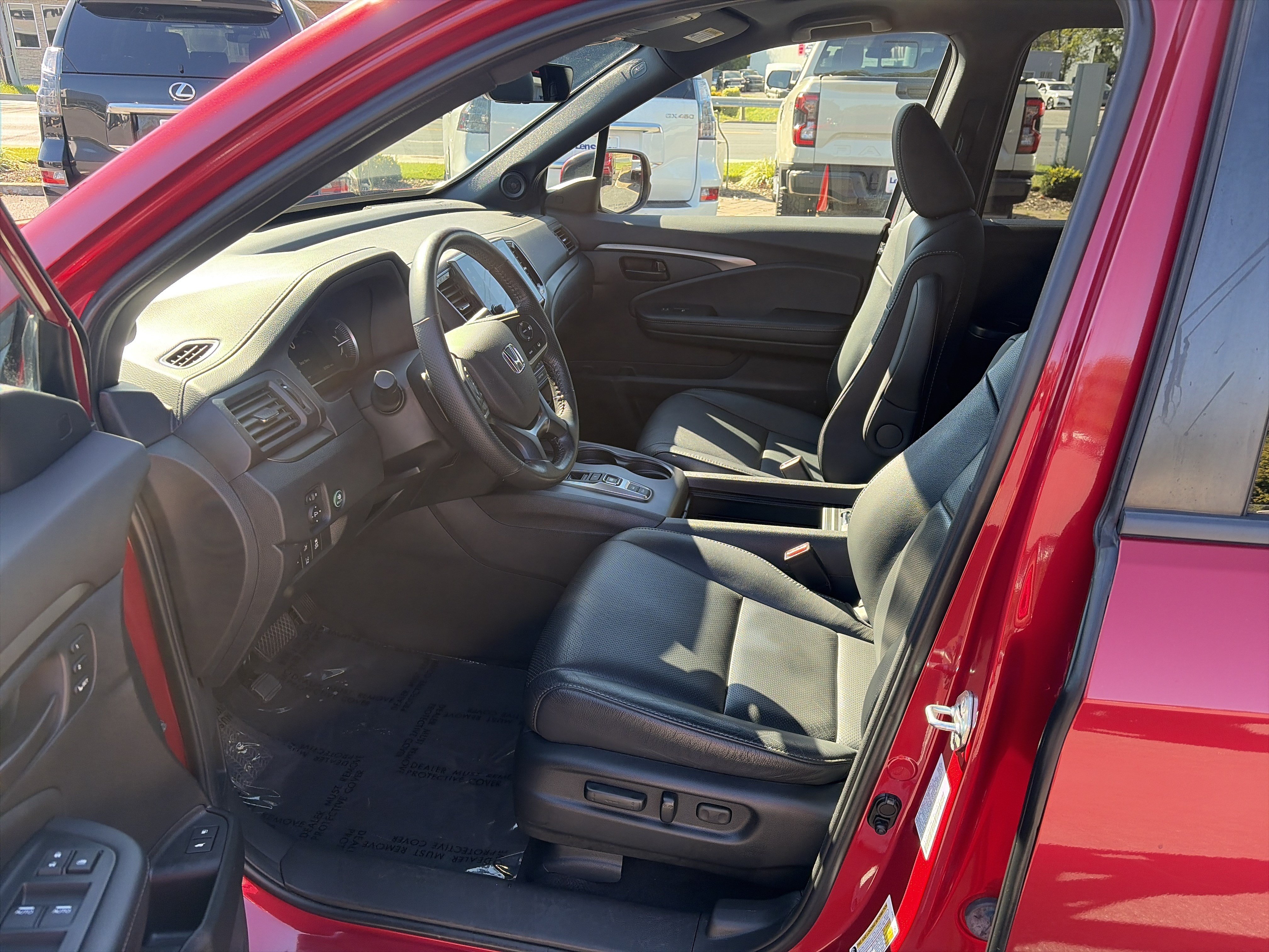 Used 2023 Honda Passport EX-L image 11