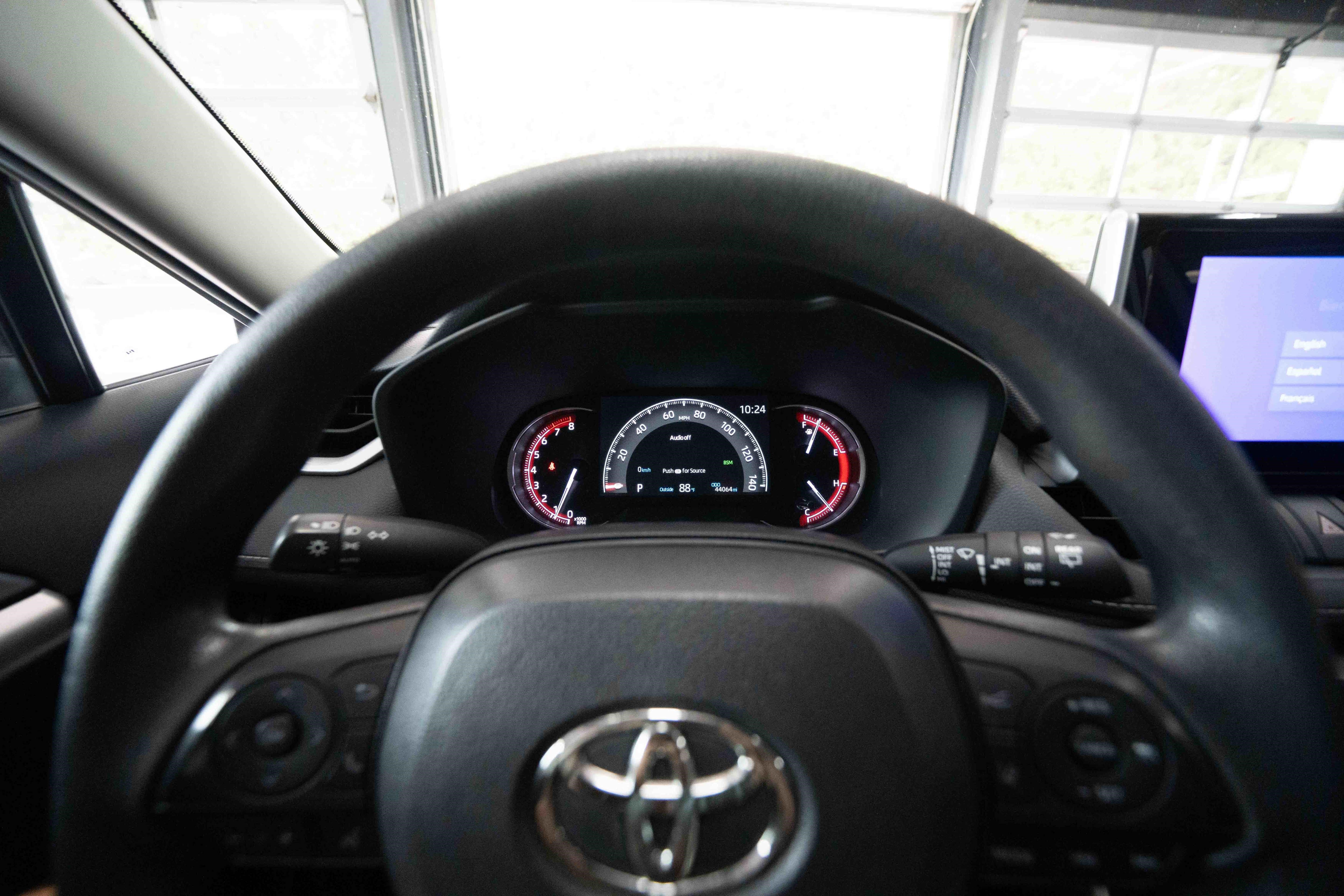 Used 2023 Toyota RAV4 XLE AWD/4WD image 15