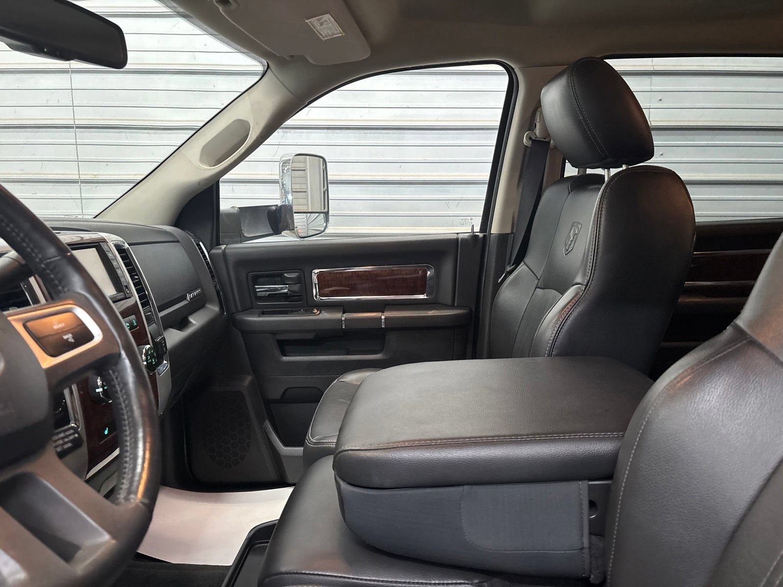Used 2011 RAM 2500 Laramie w/ Protection Group AWD/4WD image 21