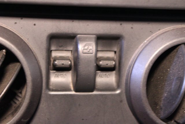 Used 2009 Jeep Wrangler X image 16