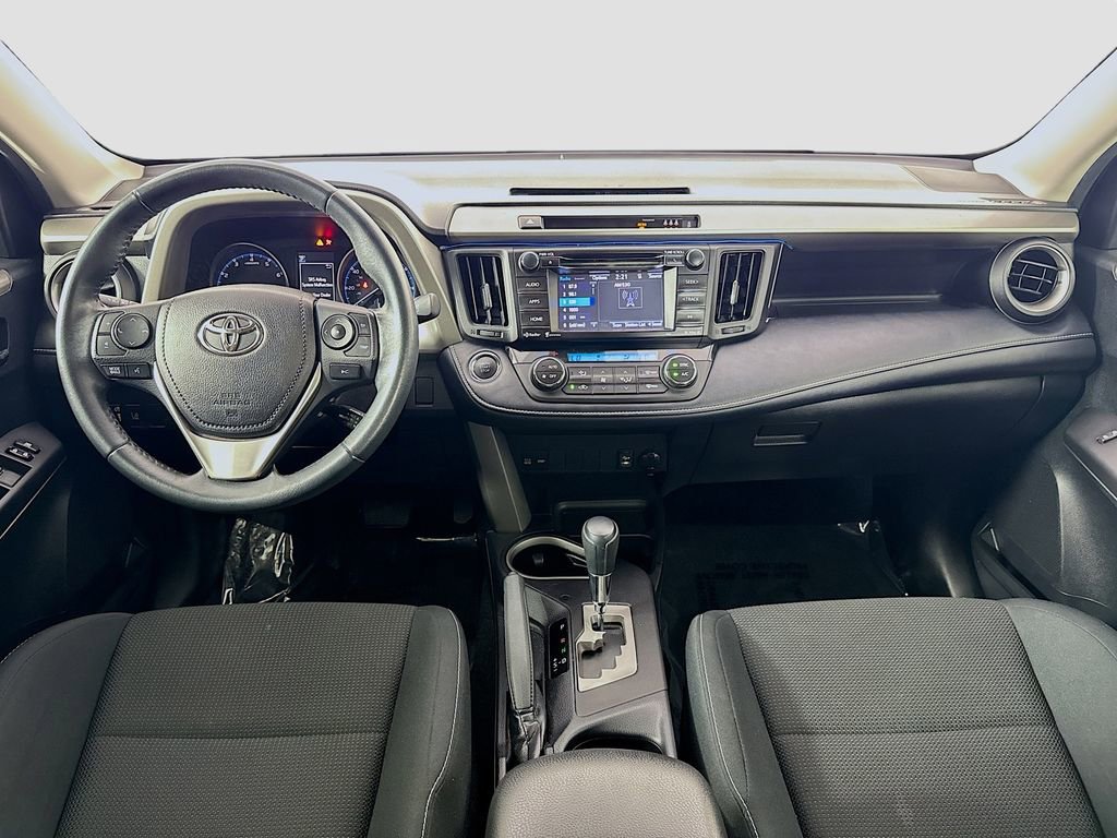 Used 2018 Toyota RAV4 XLE image 23