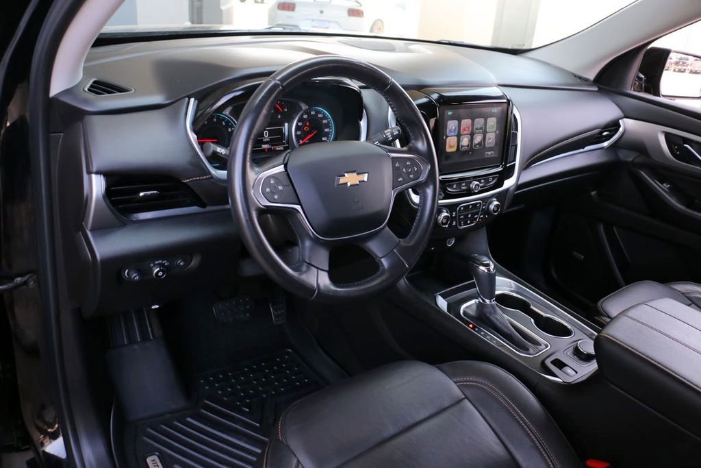 Used 2019 Chevrolet Traverse RS FWD image 16