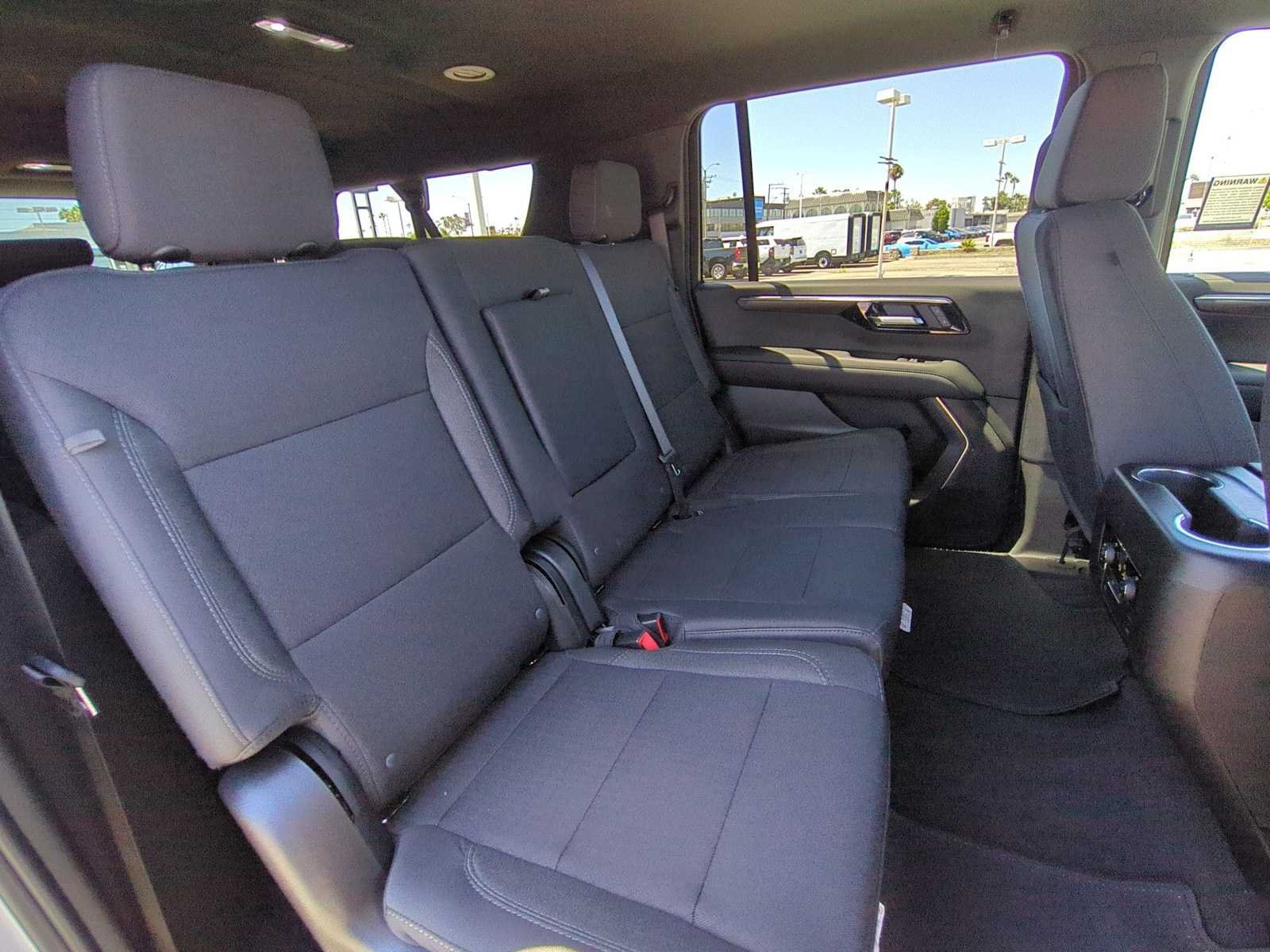 New 2026 Chevrolet Suburban LS RWD image 26