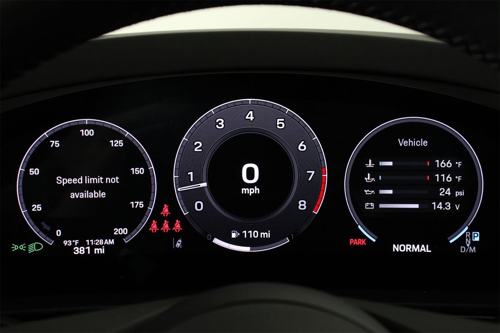 Used 2025 Porsche Cayenne S image 16