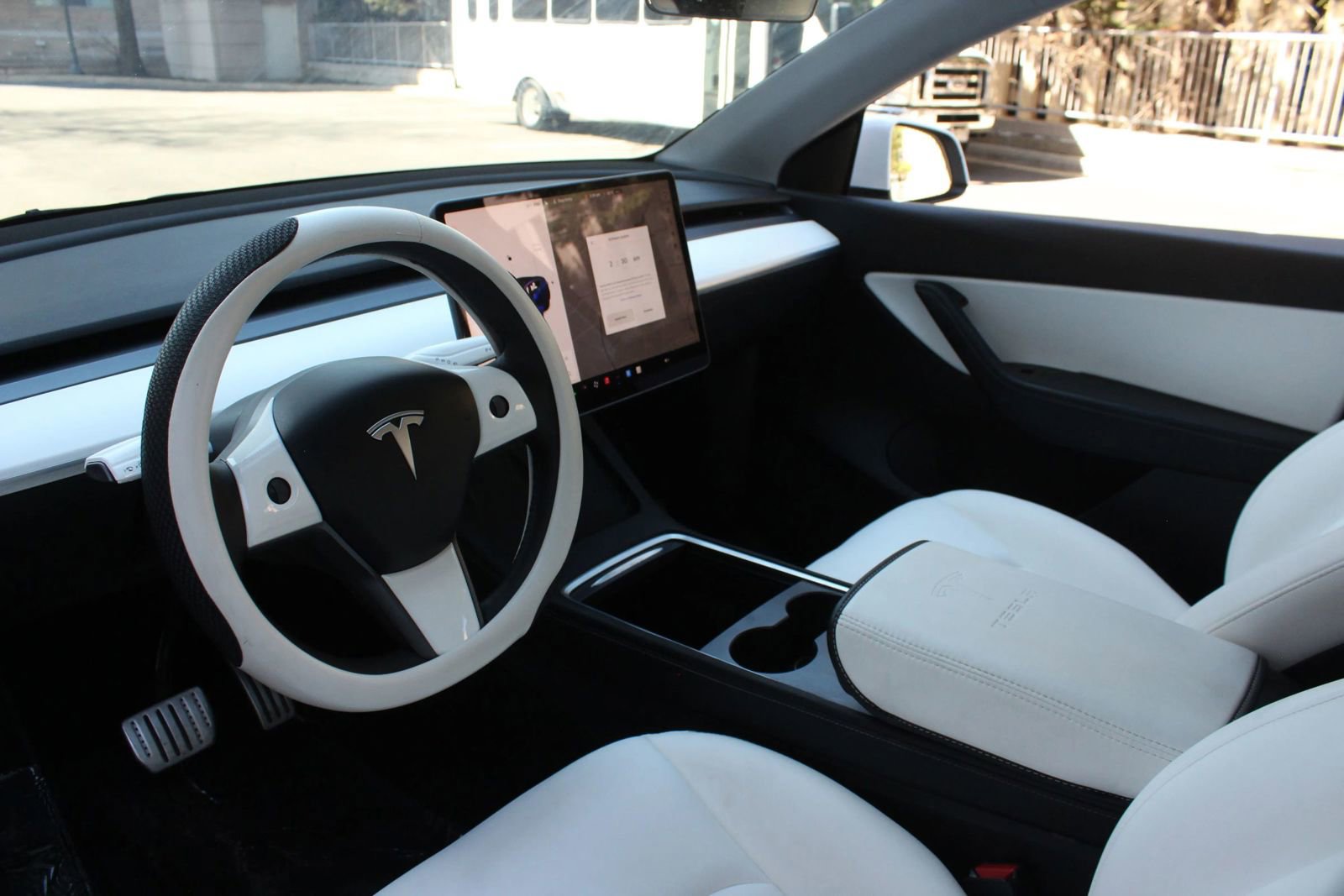 Used 2021 Tesla Model Y Performance AWD/4WD image 14