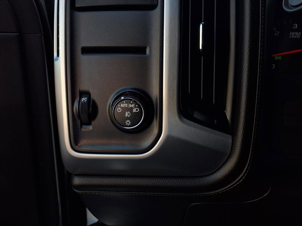 Used 2018 GMC Sierra 1500 SLE w/ SLE Value Package image 14