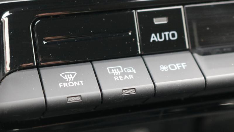 Used 2023 Toyota Prius LE FWD image 17