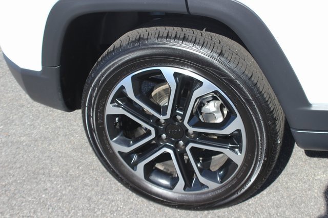 Used 2024 Jeep Compass Limited image 35