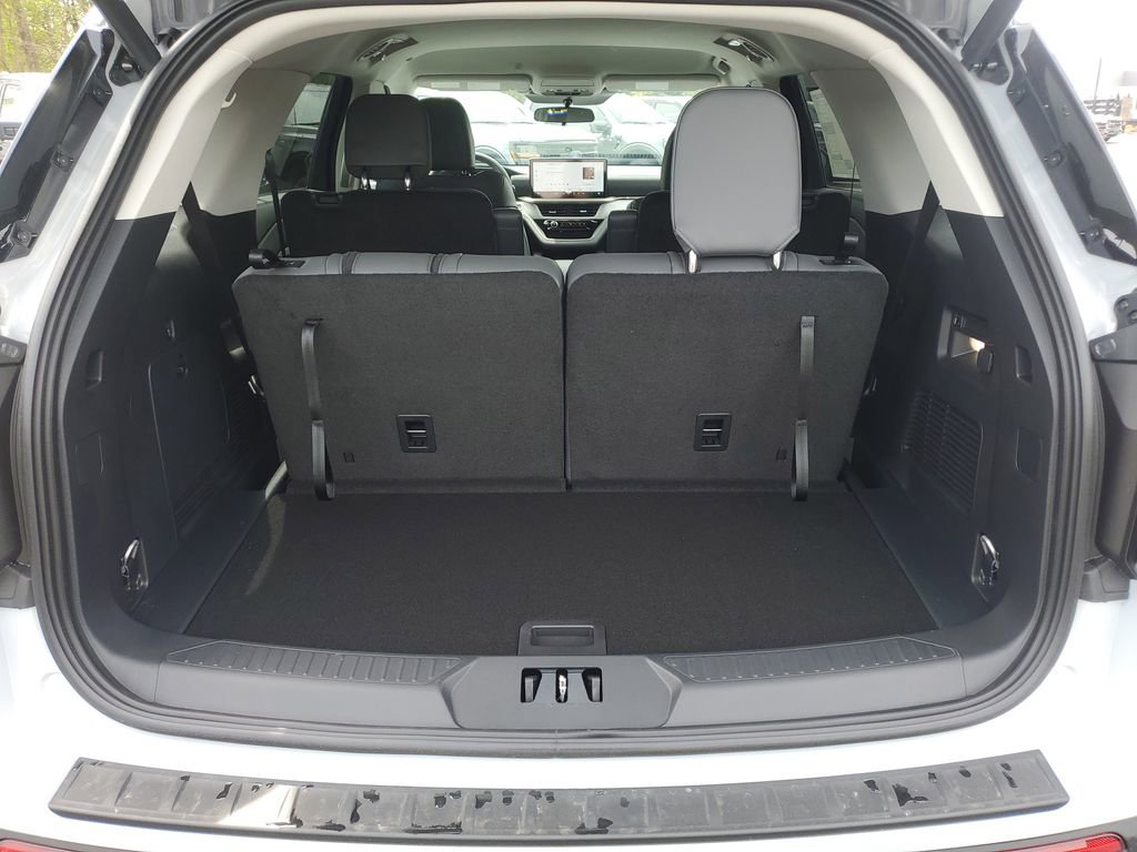 New 2026 Ford Explorer Active AWD/4WD image 31