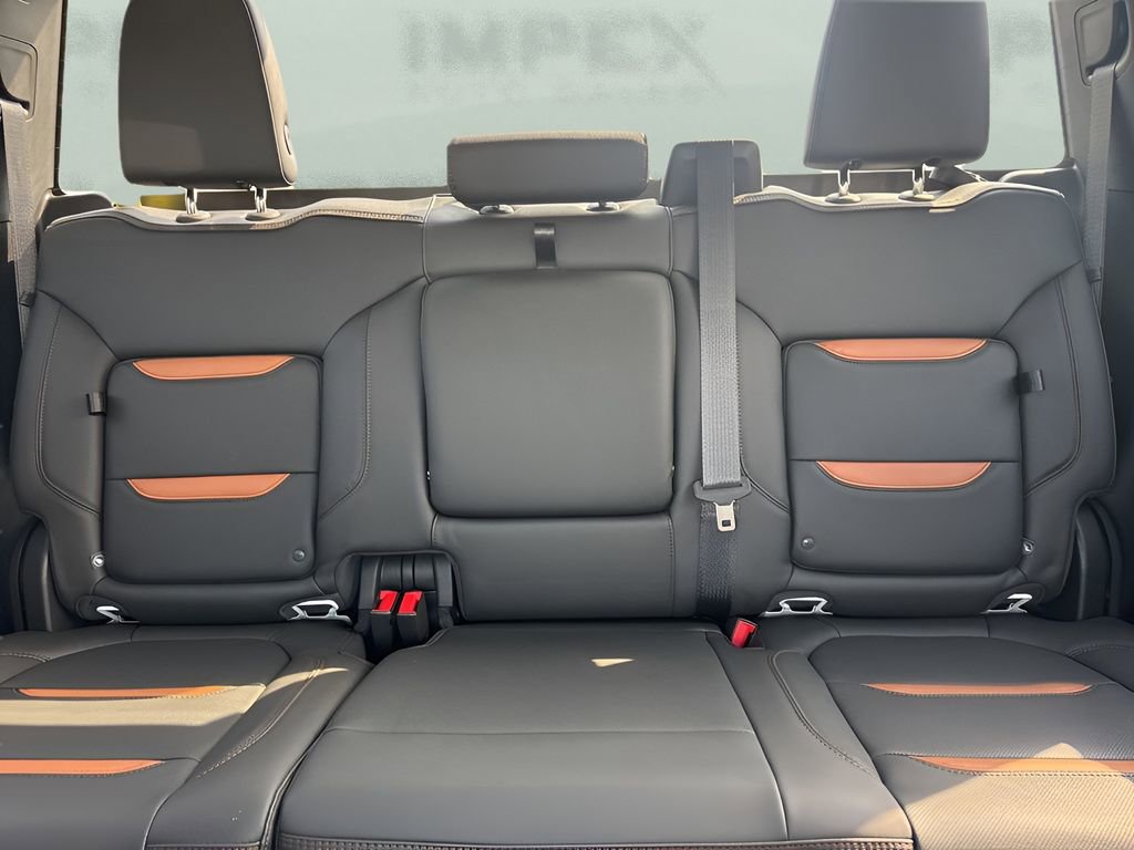 Used 2022 GMC Sierra 2500 AT4 w/ Gooseneck/5TH Wheel Package image 12