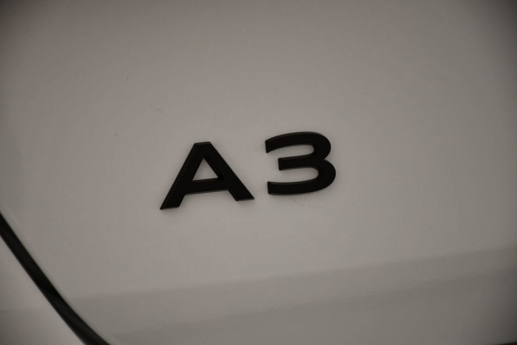 Used 2025 Audi A3 2.0T Premium Plus w/ Premium Plus Package image 9
