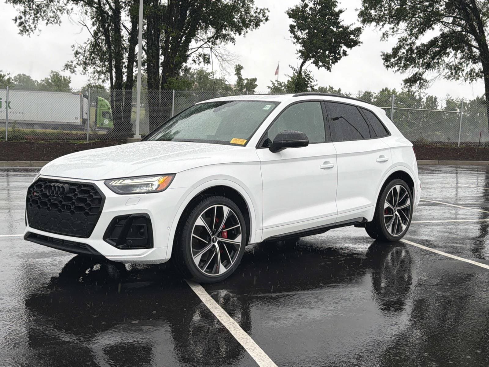 Certified 2023 Audi SQ5 Prestige AWD/4WD image 3
