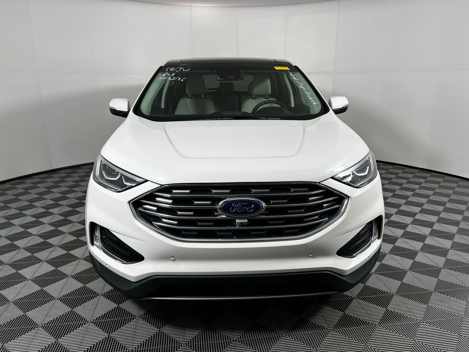 Used 2020 Ford Edge Titanium w/ Equipment Group 301A image 2