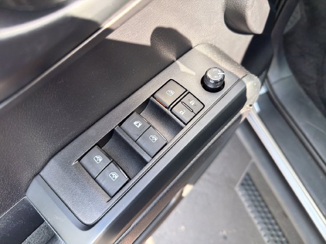 Used 2021 Toyota Tacoma SR AWD/4WD image 13
