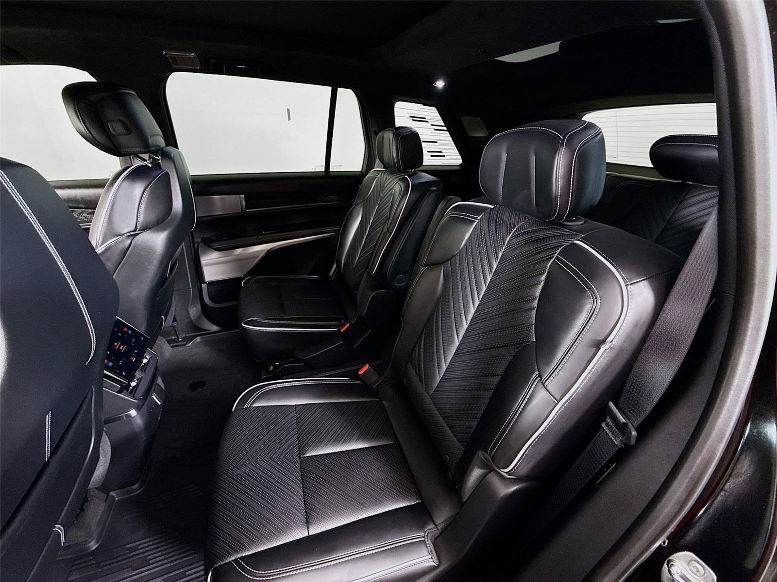 Used 2026 Cadillac Vistiq Platinum w/ LPO, Floor Liner Package image 13