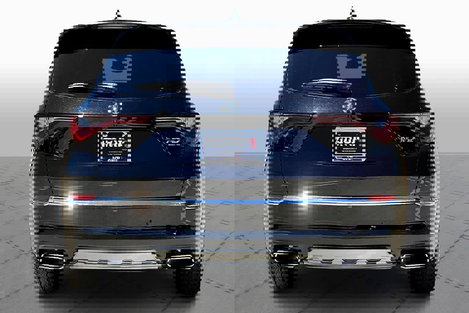 Used 2025 Acura MDX FWD w/ Technology Package image 5