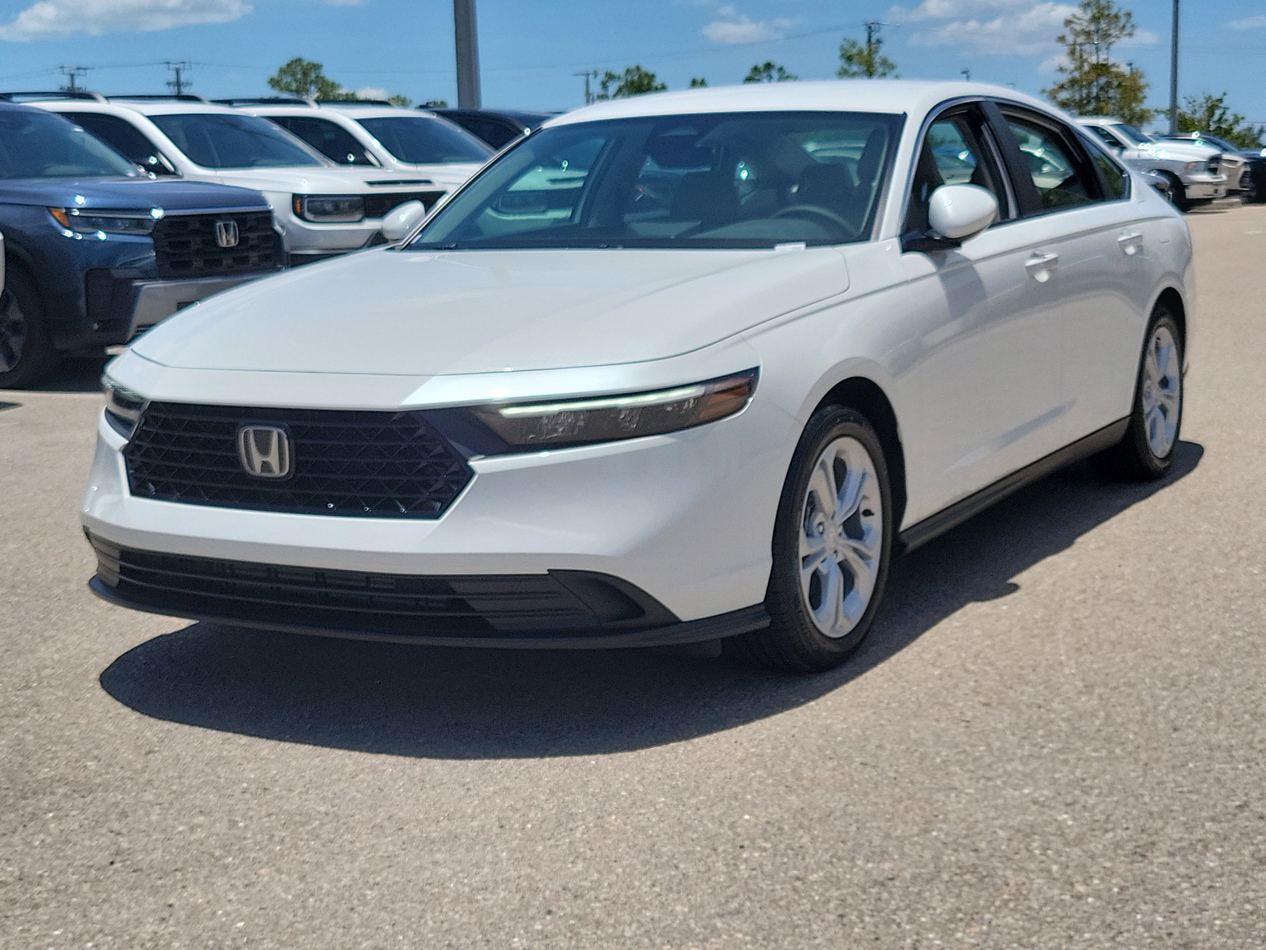 Used 2025 Honda Accord LX image 3