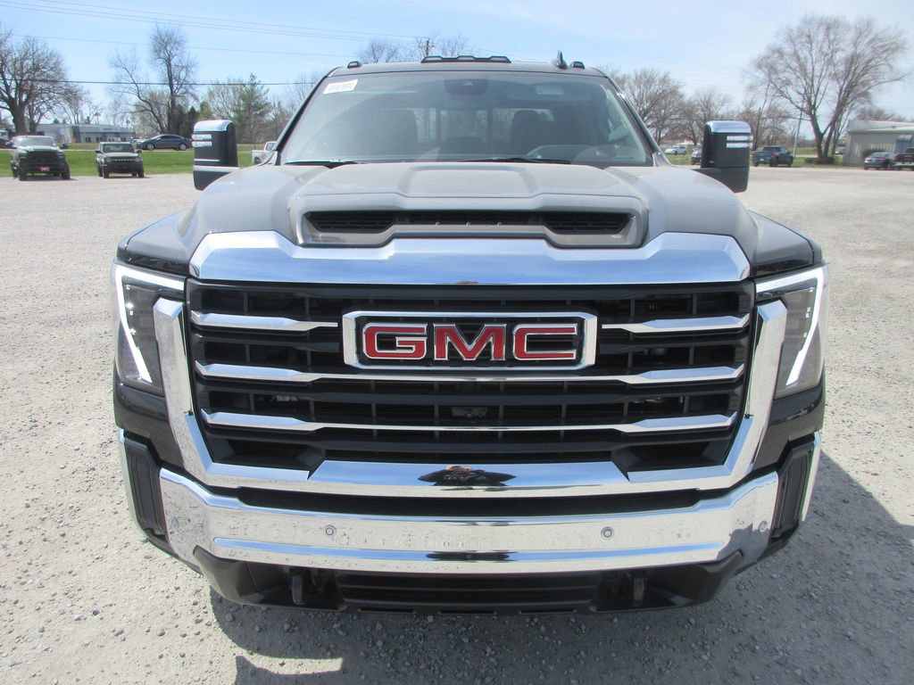 New 2026 GMC Sierra 2500 SLT w/ SLT Premium Package image 11