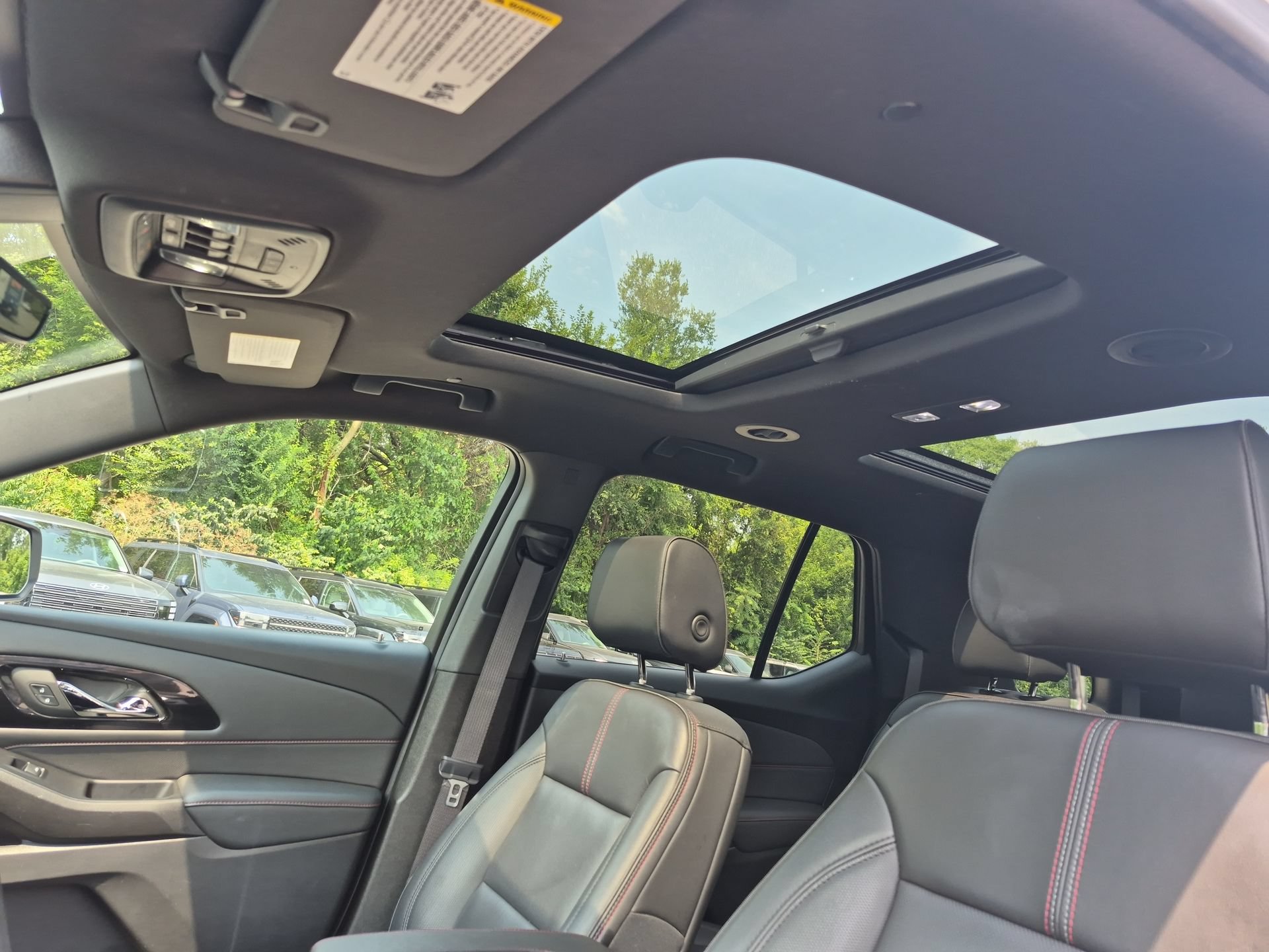 Certified 2023 Chevrolet Traverse RS w/ LPO, Floor Liner Package AWD/4WD image 20