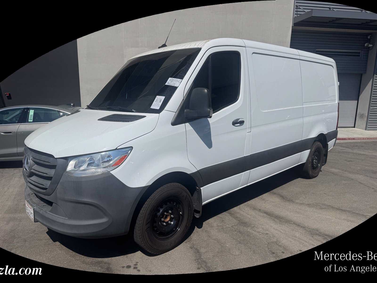 Used 2024 Mercedes-Benz Sprinter 2500 image 1