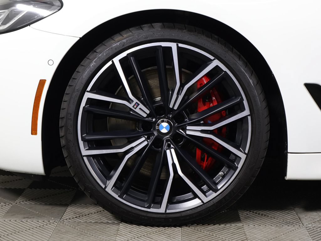 Used 2023 BMW M550i xDrive w/ Executive Package AWD/4WD image 26