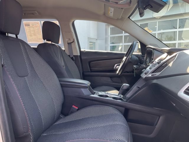 Used 2015 GMC Terrain SLE w/ LPO, Protection Package FWD image 9