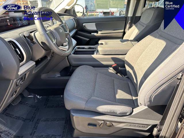 Certified 2025 Ford Expedition Active AWD/4WD image 18