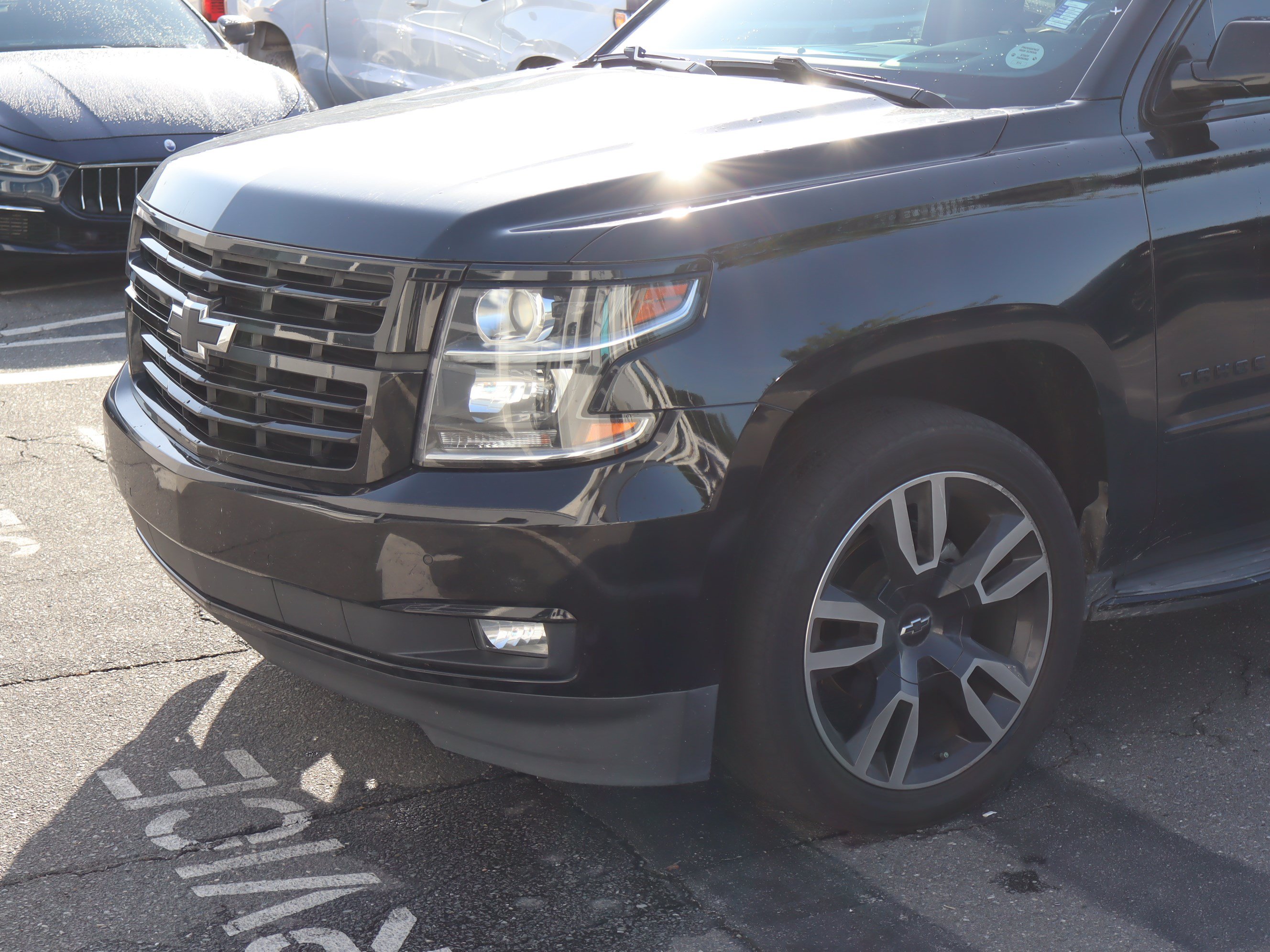 Used 2018 Chevrolet Tahoe Premier AWD/4WD image 6