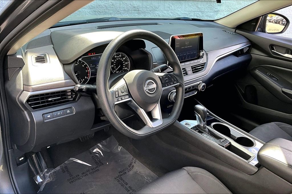 Certified 2024 Nissan Altima 2.5 SV FWD image 14