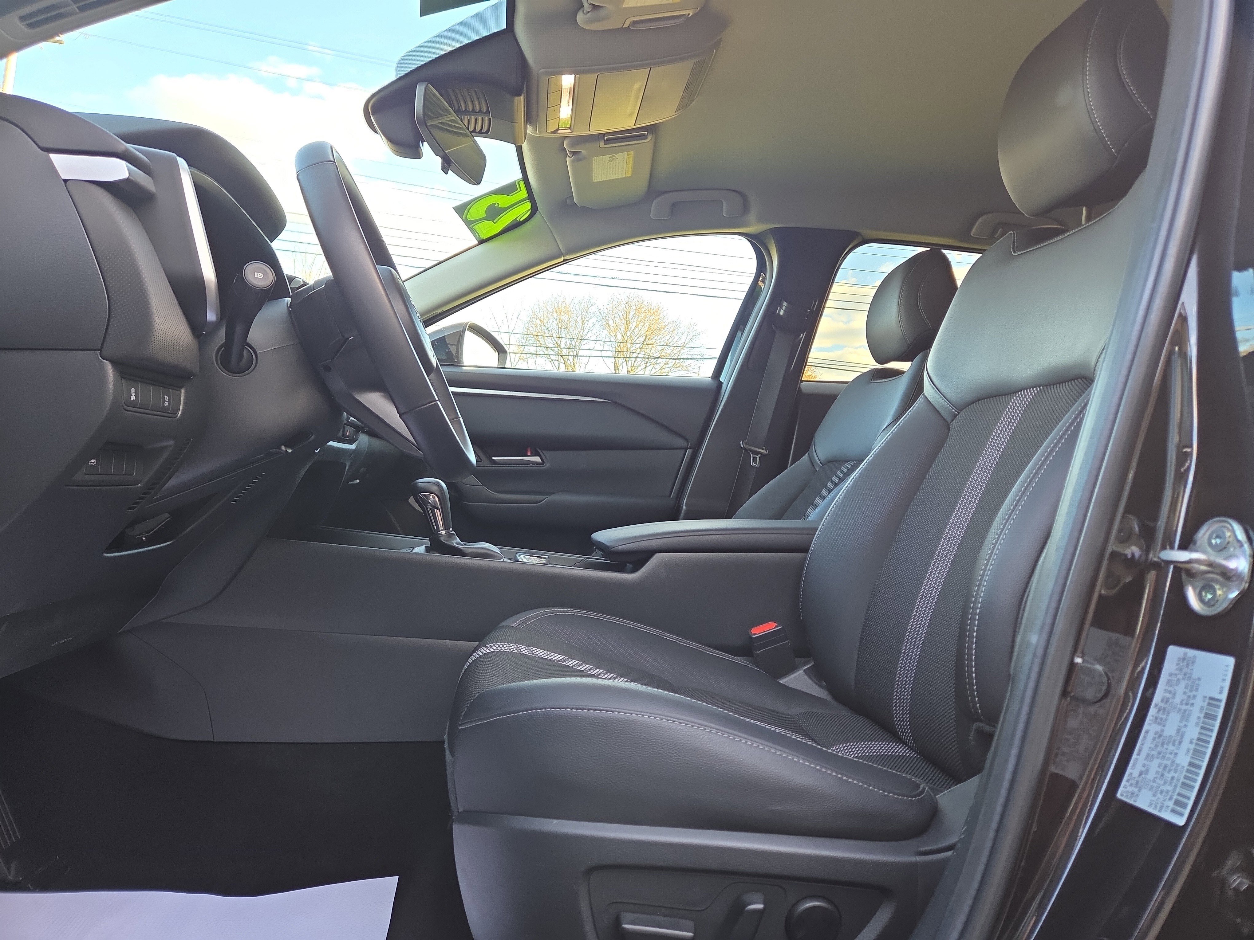 Certified 2025 MAZDA CX-50 AWD 2.5 S w/ Preferred Package image 12