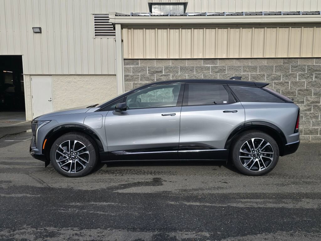 New 2026 Cadillac Optiq Sport 1 image 3