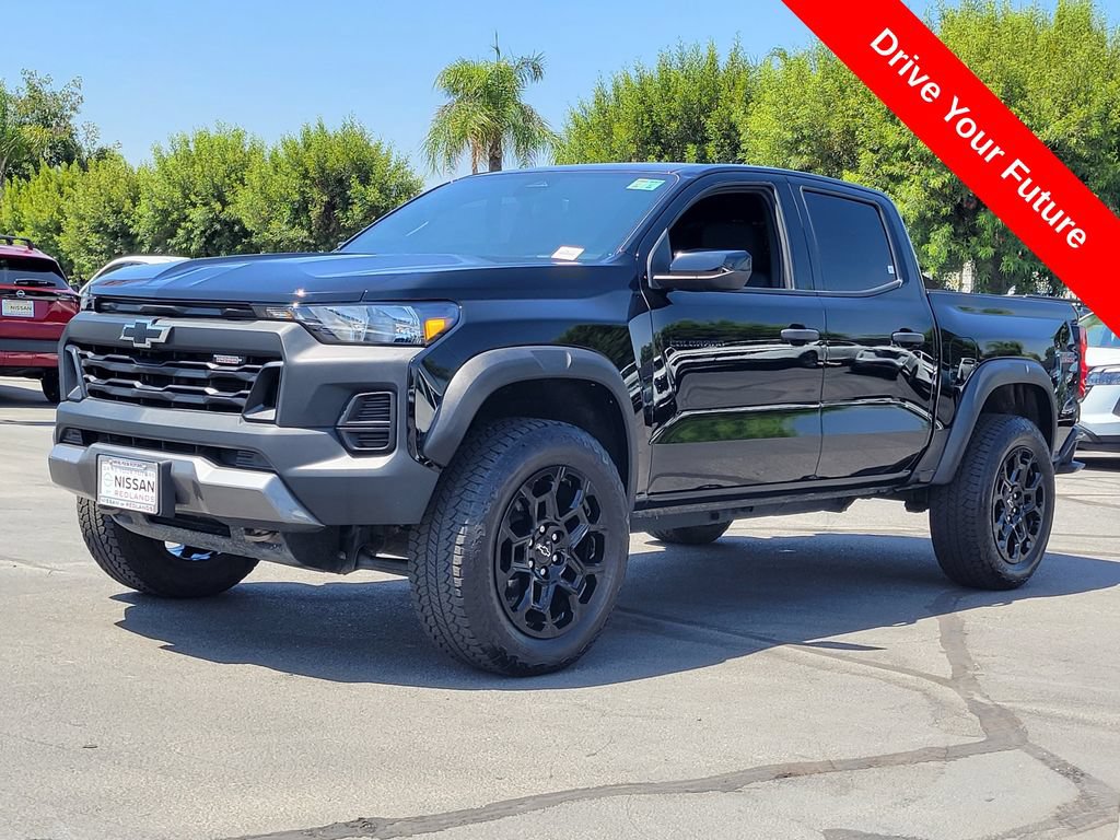Used 2026 Chevrolet Colorado Trail Boss AWD/4WD image 2
