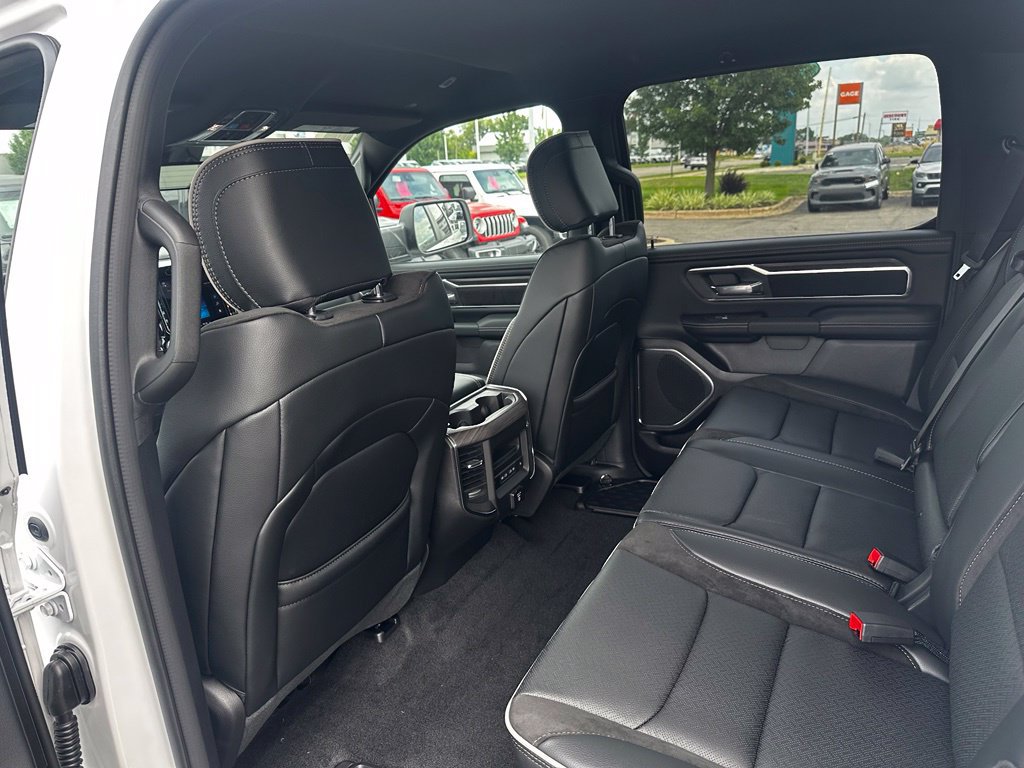 New 2027 RAM 1500 Laramie w/ Sport Appearance Package AWD/4WD image 30