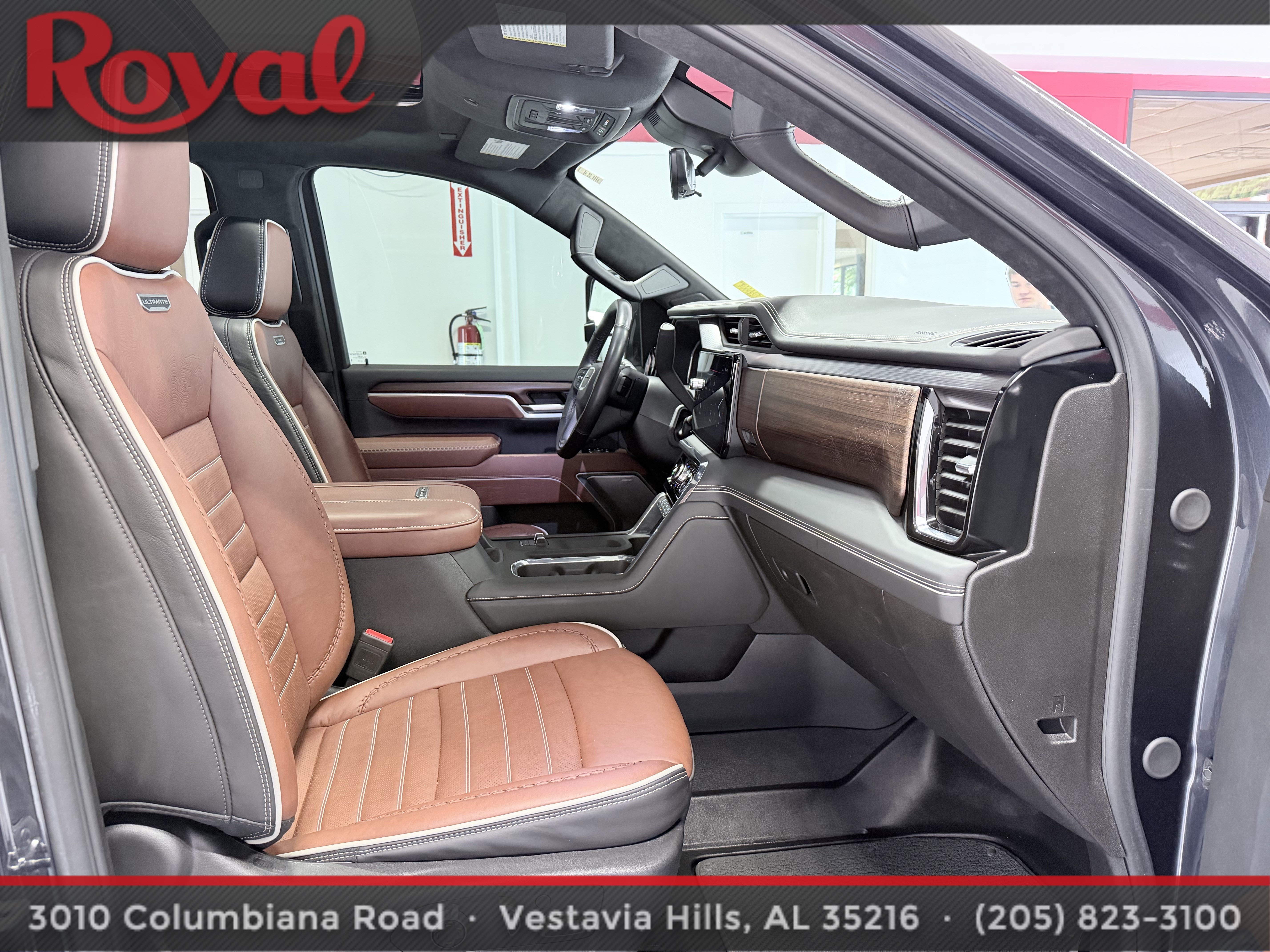 Used 2025 GMC Sierra 2500 Denali Ultimate w/ Max Trailering Package AWD/4WD image 22