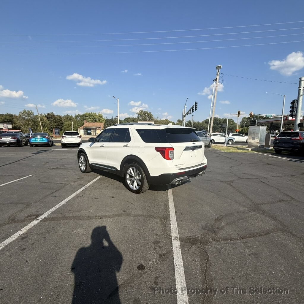 Used 2021 Ford Explorer Platinum w/ Equipment Group 601A AWD/4WD image 10