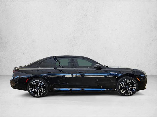 New 2026 BMW i7 M70 w/ Executive Package image 4