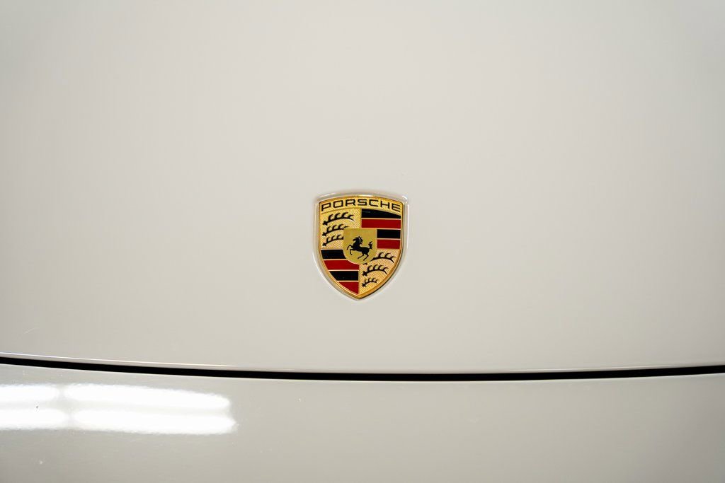 Used 2022 Porsche Cayenne S Platinum image 5